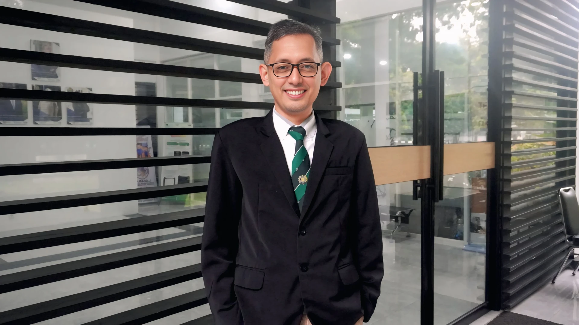 Sambas Ade Kesuma, S.E, M.Si, Ph.D, Ak, CA